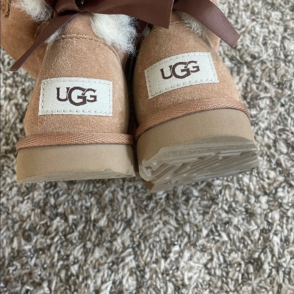 UGG Toddlers' Bailey Bow II Boots Chestnut Brown size 9T